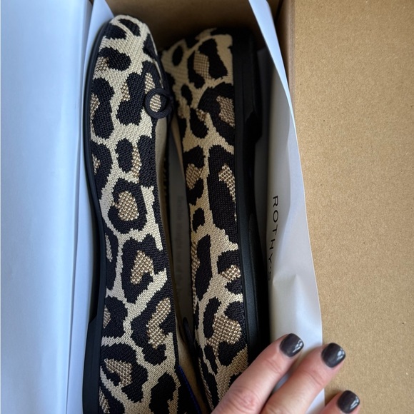NEW IN BOX Rothy’s Ballet Flat in Desert Cat, Size 9 - Picture 7 of 8